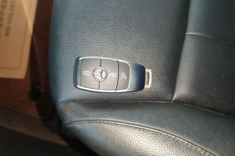 Used Mercedes-Benz GLB 2022 GLB 220 Fashion Model Interior 1