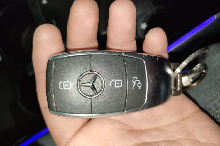 Used Mercedes-Benz GLB 2022 GLB 220 Fashion Model Interior 1