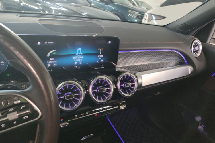 Used Mercedes-Benz GLB 2022 GLB 220 Fashion Model Interior 2