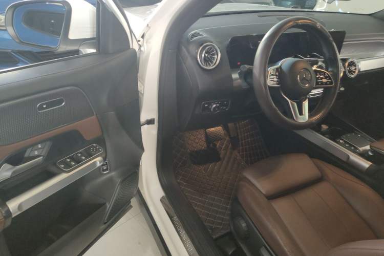 Used Mercedes-Benz GLB 2022 GLB 220 Fashion Model Interior 3