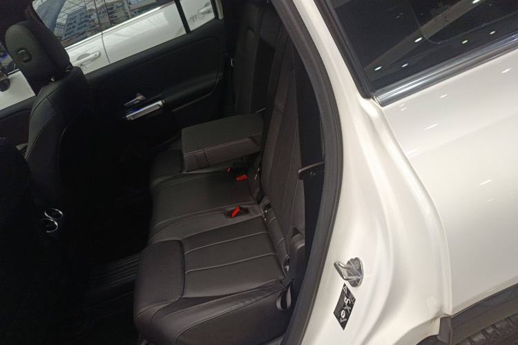 Used Mercedes-Benz GLB 2022 GLB 220 Dynamic Edition Interior 4