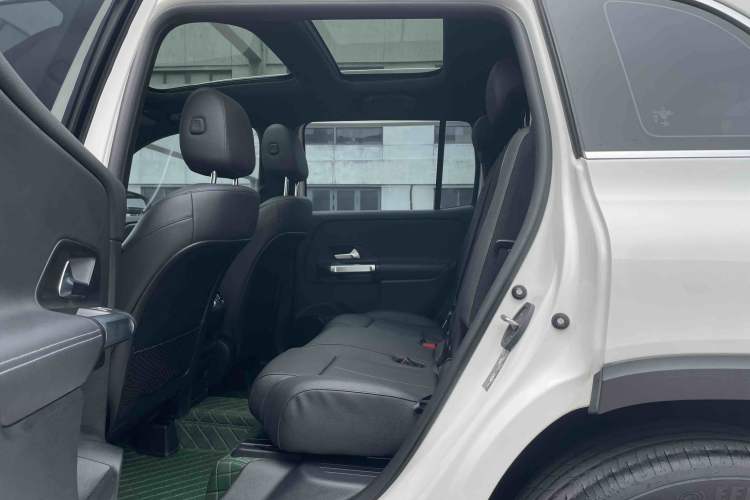 Used Mercedes-Benz GLB 2022 GLB 200 Dynamic Edition Interior 4