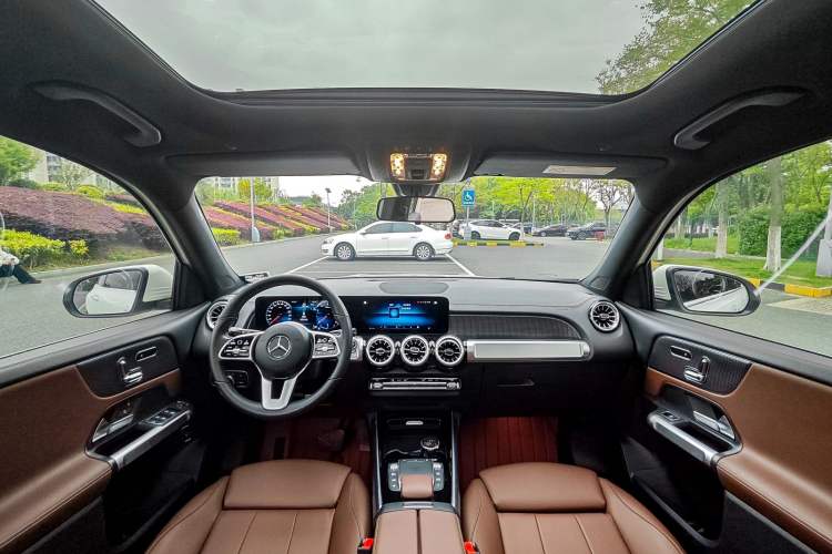 Used Mercedes-Benz GLB 2022 Updated GLB 200 Fashion Edition Interior 6