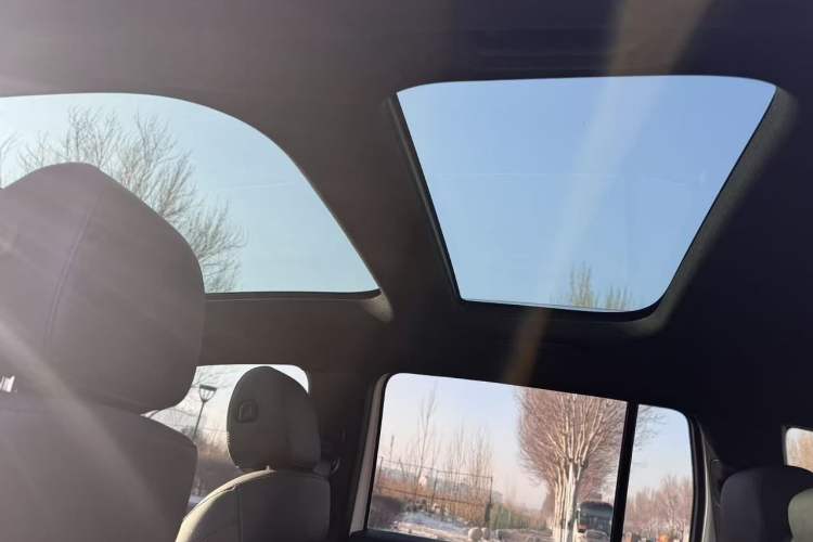 Used Mercedes-Benz GLB 2022 Updated GLB 200 Fashion Edition Interior 7