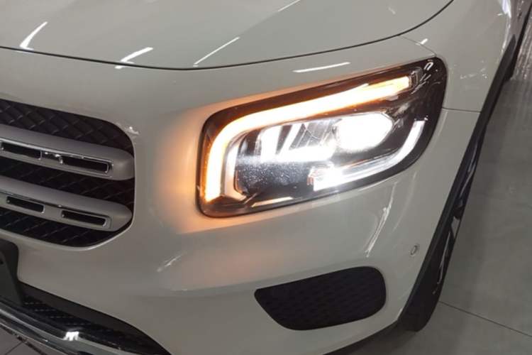 Used Mercedes-Benz GLB 2022 GLB 220 Fashion Model Left Front Headlight