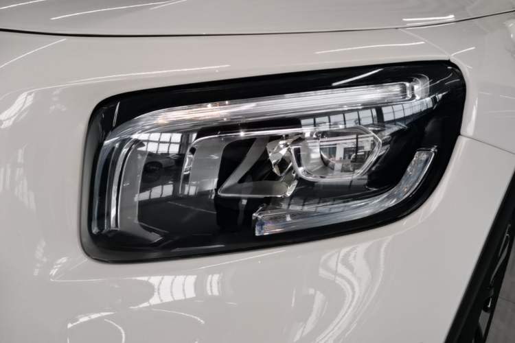Used Mercedes-Benz GLB 2022 GLB 200 Stylish Edition Left Front Headlight