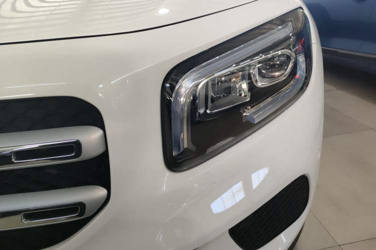 Used Mercedes-Benz GLB 2022 GLB 220 Fashion Model Left Front Headlight