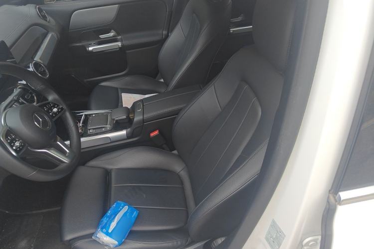 Used Mercedes-Benz GLB 2022 Second Facelift GLB 200 Dynamic Edition Left Front Seat