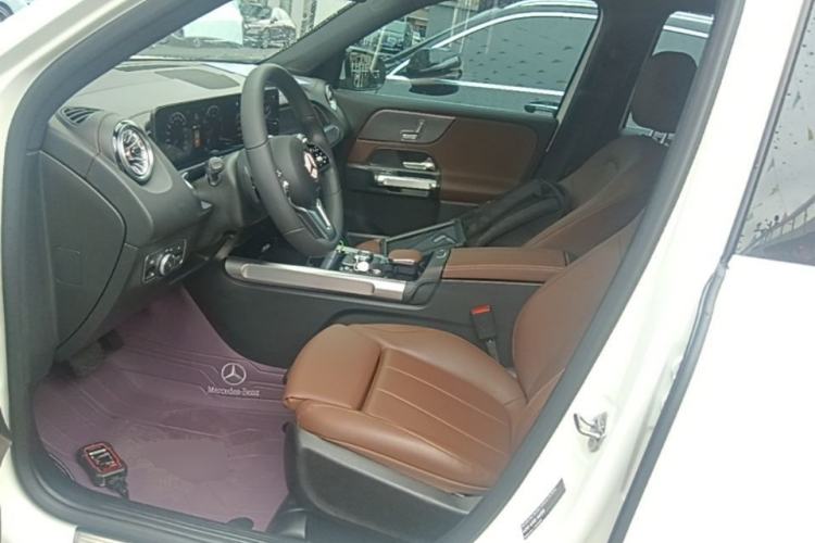Used Mercedes-Benz GLB 2022 GLB 220 Dynamic Edition Left Front Seat