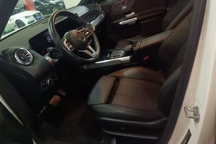 Used Mercedes-Benz GLB 2022 GLB 200 Stylish Edition Left Front Seat