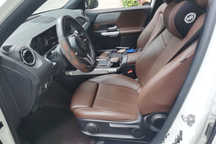 Used Mercedes-Benz GLB 2022 Second Facelift GLB 200 Fashion Edition Left Front Seat