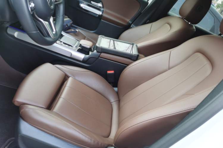 Used Mercedes-Benz GLB 2022 GLB 220 Dynamic Edition Left Front Seat