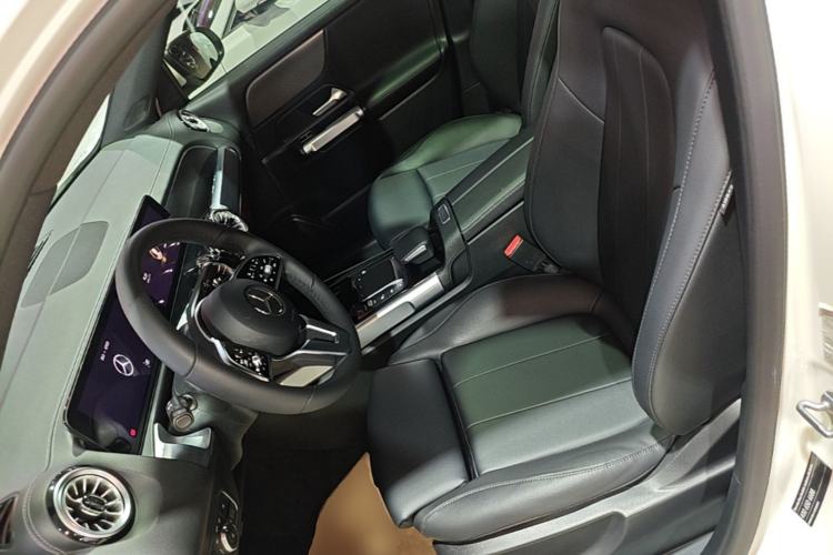 Used Mercedes-Benz GLB 2022 GLB 220 Dynamic Edition Left Front Seat