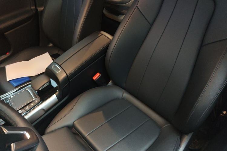 Used Mercedes-Benz GLB 2022 GLB 220 Dynamic Edition Left Front Seat