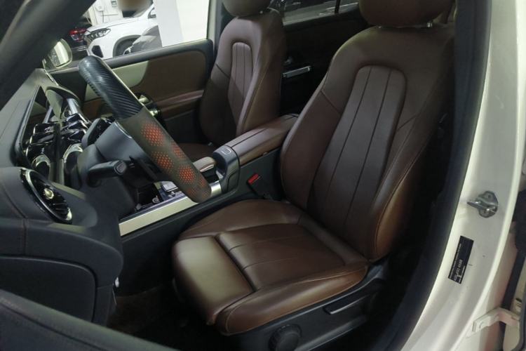 Used Mercedes-Benz GLB 2022 Second Facelift GLB 200 Fashion Edition Left Front Seat