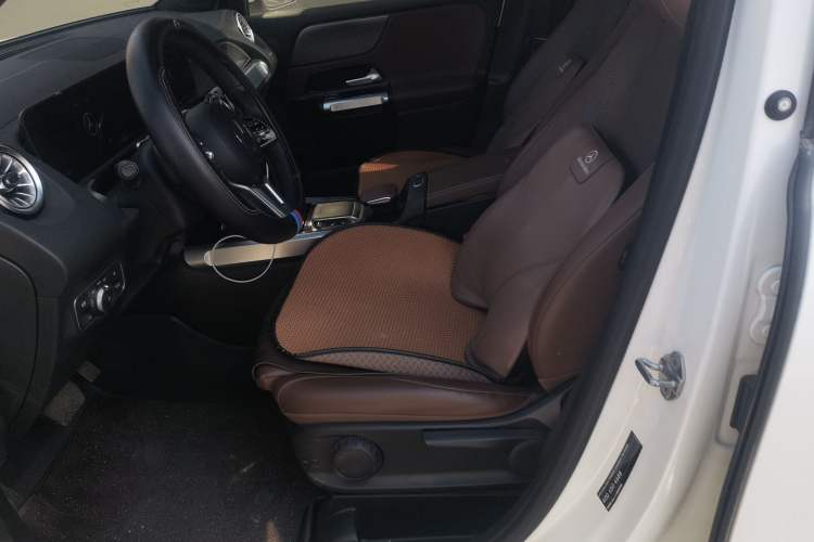 Used Mercedes-Benz GLB 2022 GLB 220 Dynamic Edition Left Front Seat