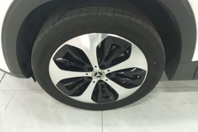 Used Mercedes-Benz GLB 2022 GLB 220 Fashion Model Left Front Wheel Hub