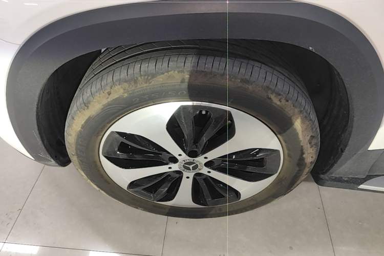 Used Mercedes-Benz GLB 2022 GLB 220 Fashion Model Left Front Wheel Hub