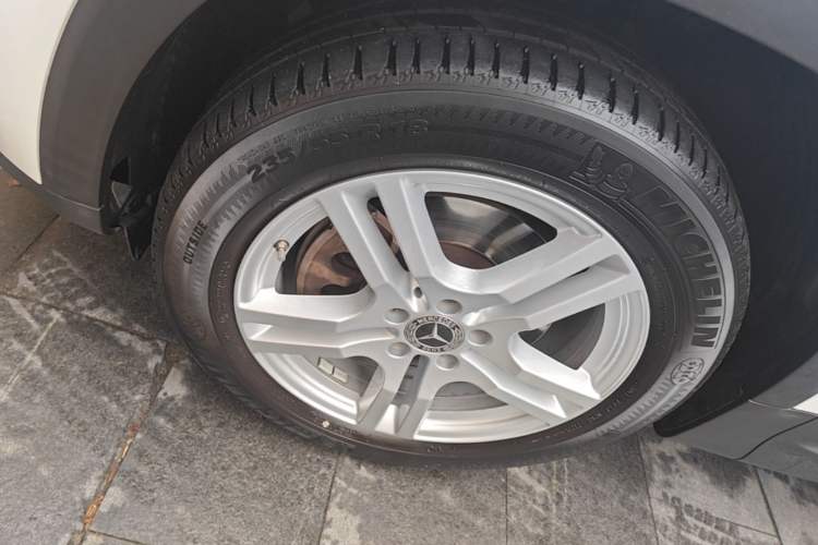 Used Mercedes-Benz GLB 2022 GLB 220 Dynamic Edition Left Front Wheel Hub