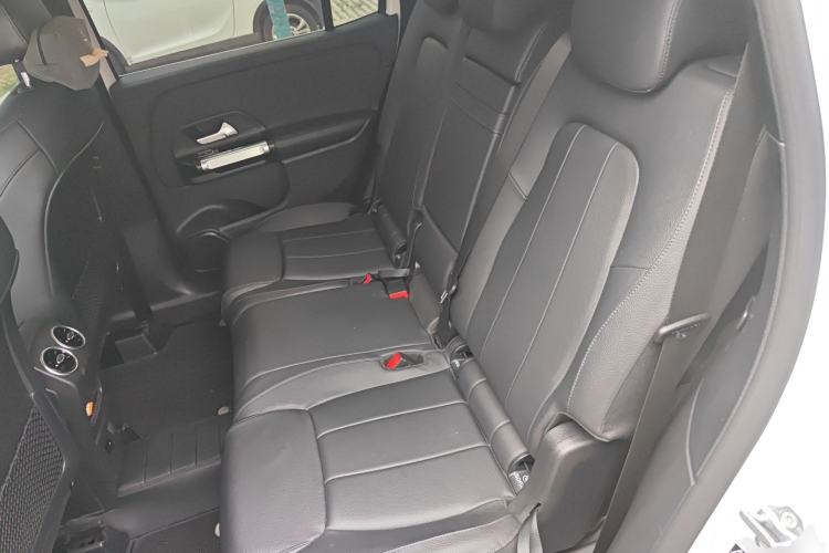Used Mercedes-Benz GLB 2022 Second Facelift GLB 200 Fashion Edition Left Rear Seat