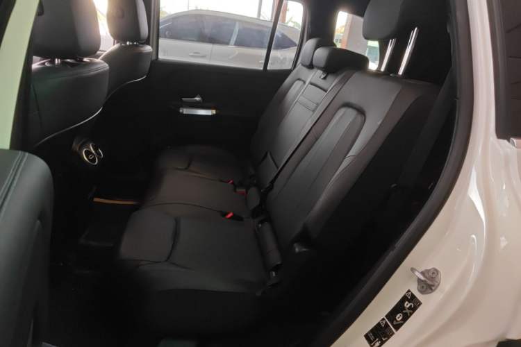 Used Mercedes-Benz GLB 2022 Second Facelift GLB 200 Fashion Edition Left Rear Seat