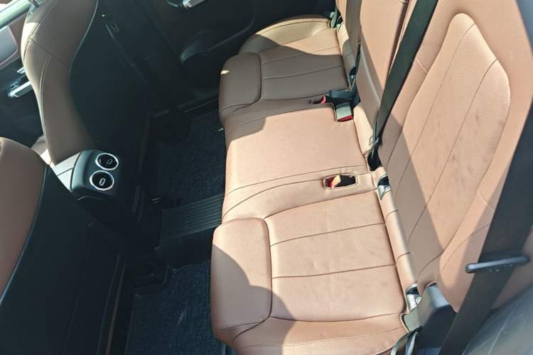 Used Mercedes-Benz GLB 2022 Second Facelift GLB 200 Dynamic Edition Left Rear Seat
