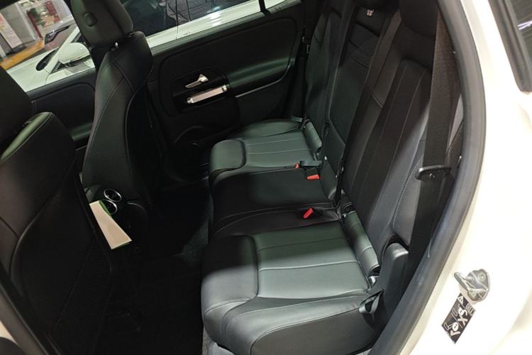 Used Mercedes-Benz GLB 2022 GLB 220 Dynamic Edition Left Rear Seat