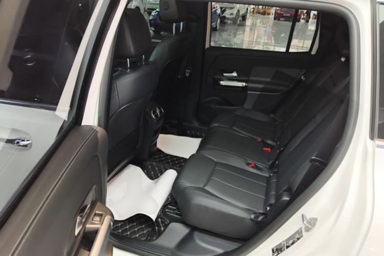 Used Mercedes-Benz GLB 2022 GLB 220 Fashion Model Left Rear Seat