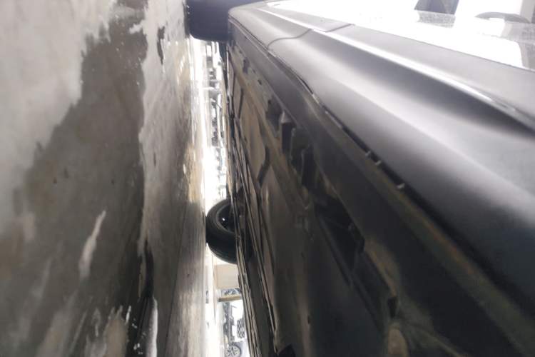 Used Mercedes-Benz GLB 2022 GLB 200 Stylish Edition Left Side Sill