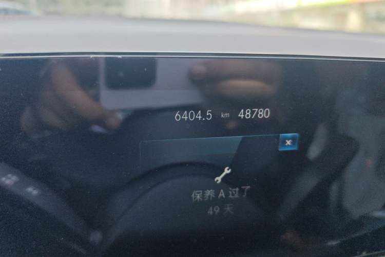 Used Mercedes-Benz GLB 2022 Second Facelift GLB 200 Dynamic Edition Odometer Close Up