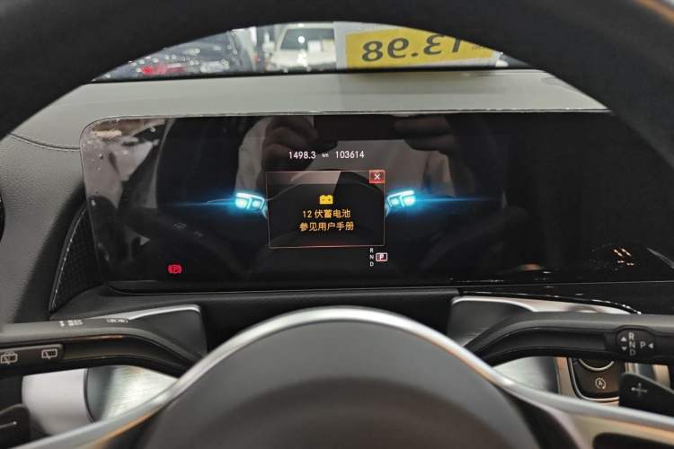 Used Mercedes-Benz GLB 2022 GLB 200 Dynamic Edition Odometer Close Up