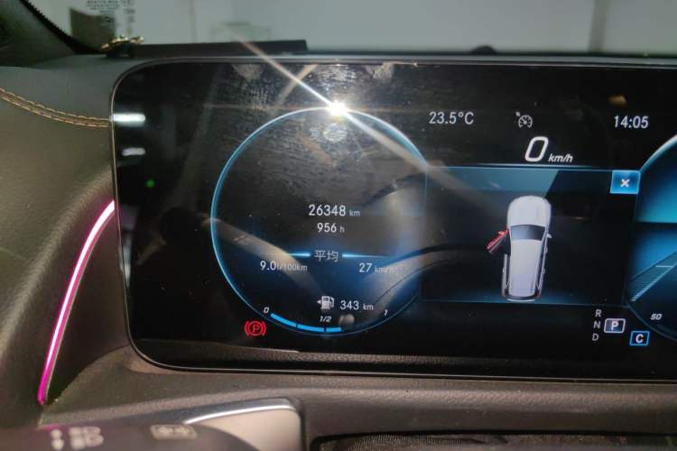 Used Mercedes-Benz GLB 2022 Second Facelift GLB 200 Dynamic Edition Odometer Close Up