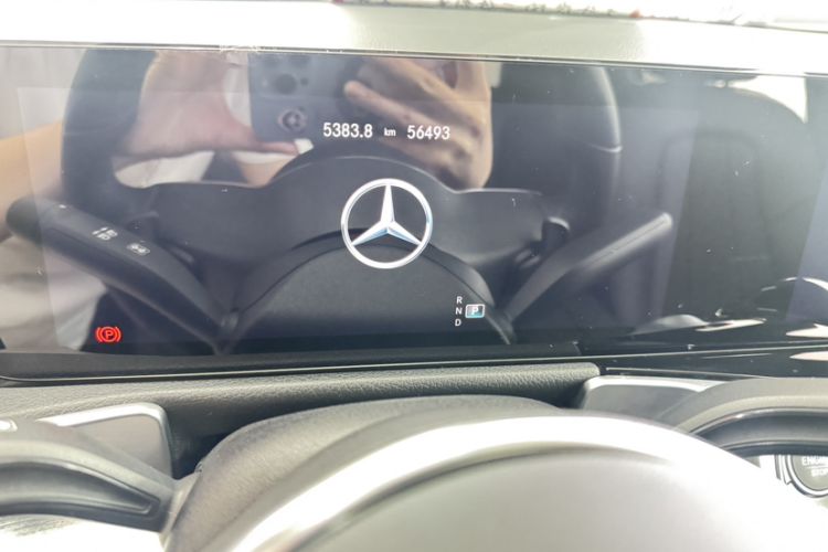Used Mercedes-Benz GLB 2022 GLB 200 Dynamic Edition Odometer Close Up