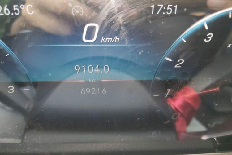 Used Mercedes-Benz GLB 2022 Updated GLB 200 Fashion Edition Odometer Close Up