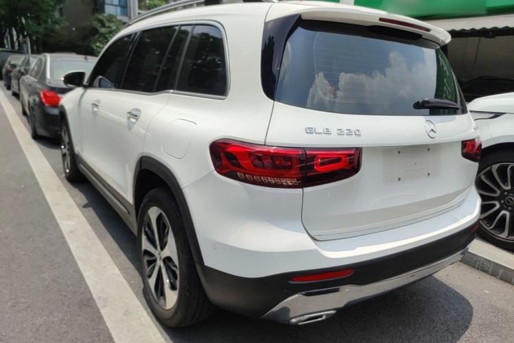 Used Mercedes-Benz GLB 2022 GLB 220 Fashion Model Rear Left 45 Deg