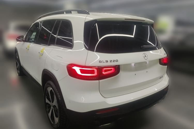 Used Mercedes-Benz GLB 2022 GLB 220 4MATIC Rear Left 45 Deg