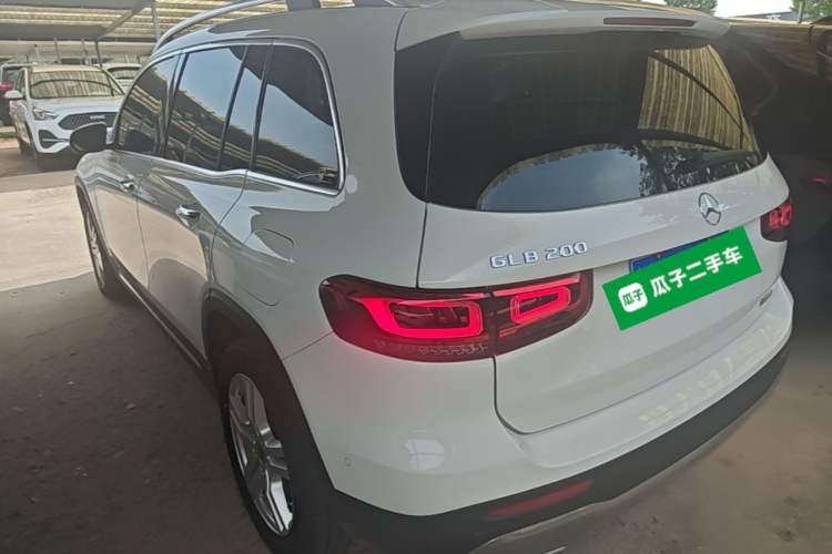 Used Mercedes-Benz GLB 2022 Refresh GLB 200 Dynamic Edition Rear Left 45 Deg