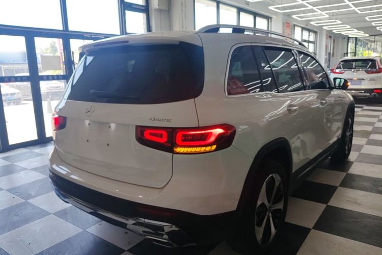 Used Mercedes-Benz GLB 2022 GLB 220 Fashion Model Rear Right 45 Deg