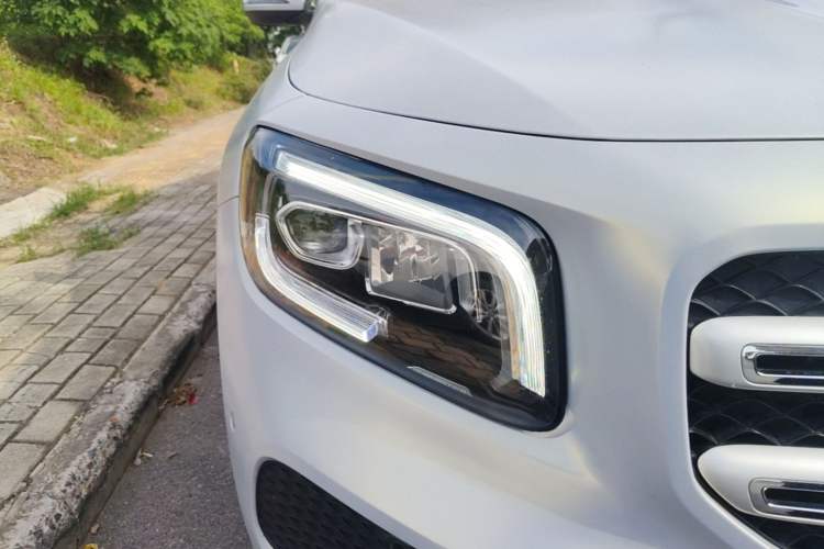 Used Mercedes-Benz GLB 2022 GLB 220 Dynamic Edition Right Front Headlight