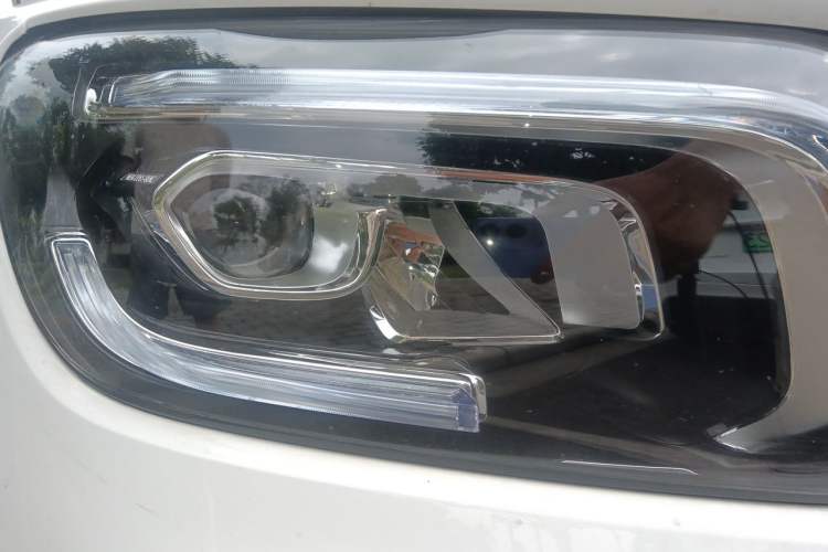 Used Mercedes-Benz GLB 2022 GLB 220 Fashion Model Right Front Headlight