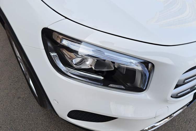 Used Mercedes-Benz GLB 2022 GLB 200 Dynamic Edition Right Front Headlight