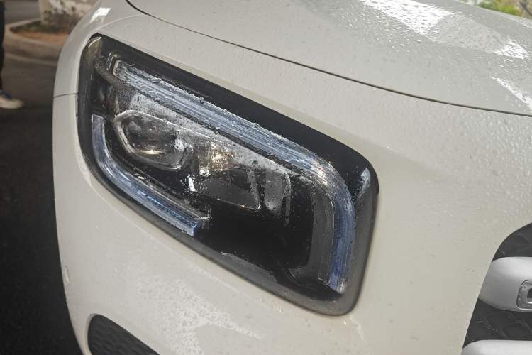 Used Mercedes-Benz GLB 2022 Second Facelift GLB 200 Fashion Edition Right Front Headlight