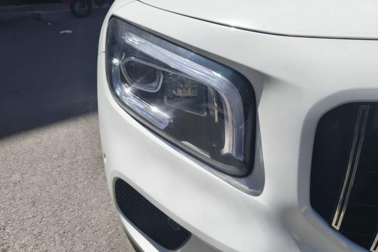 Used Mercedes-Benz GLB 2022 Second Facelift GLB 200 Fashion Edition Right Front Headlight