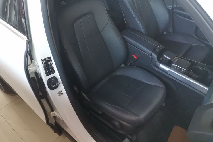 Used Mercedes-Benz GLB 2022 GLB 220 Fashion Model Right Front Seat