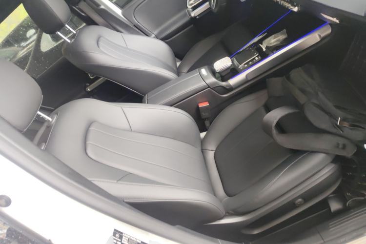 Used Mercedes-Benz GLB 2022 GLB 200 Stylish Edition Right Front Seat