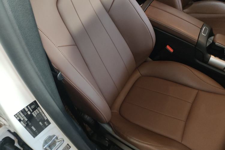 Used Mercedes-Benz GLB 2022 GLB 220 Fashion Model Right Front Seat