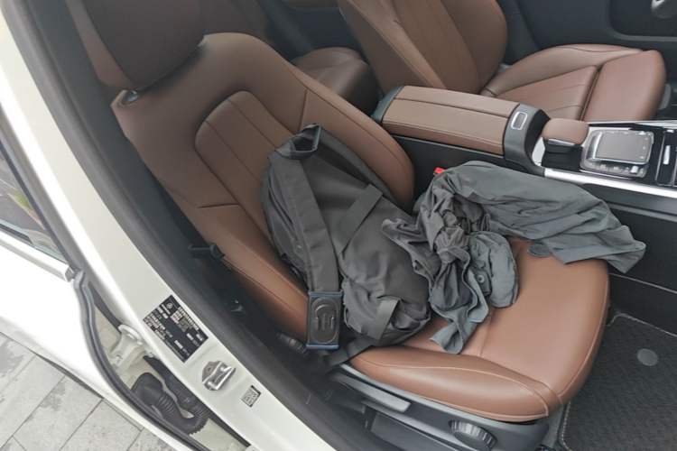 Used Mercedes-Benz GLB 2022 GLB 220 Dynamic Edition Right Front Seat