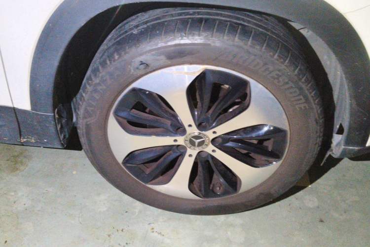 Used Mercedes-Benz GLB 2022 GLB 200 Stylish Edition Right Front Wheel Hub