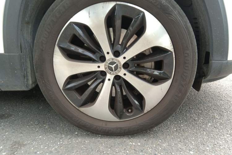 Used Mercedes-Benz GLB 2022 GLB 220 Fashion Model Right Front Wheel Hub