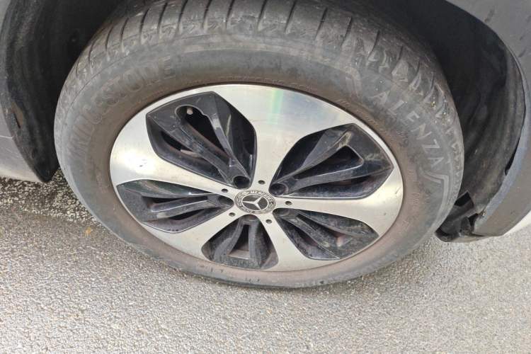 Used Mercedes-Benz GLB 2022 GLB 200 Stylish Edition Right Front Wheel Hub